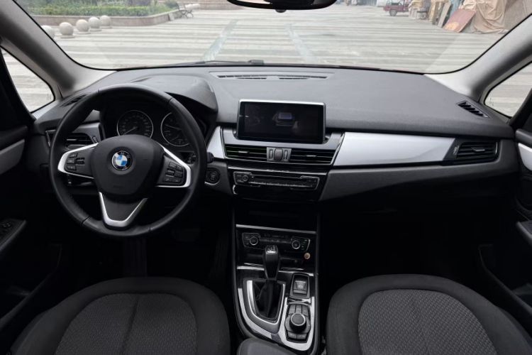 Used BMW 2 Series Active Tourer 2015 218i Leading Model Interior 2