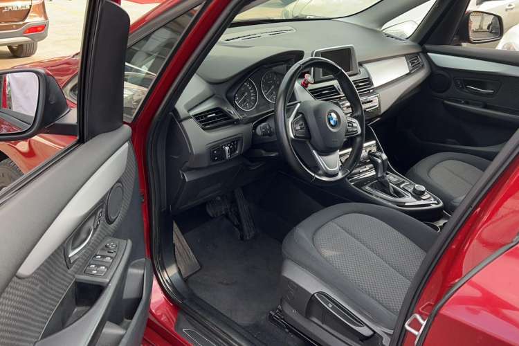 Used BMW 2 Series Active Tourer 2015 218i Leading Model Interior 2