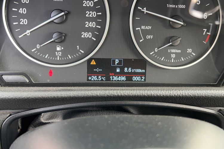 Used BMW 2 Series Active Tourer 2015 218i Leading Model Odometer Close Up