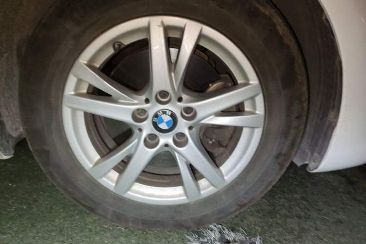 Used BMW 2 Series Active Tourer 2015 218i Leading Model Right Front Wheel Hub