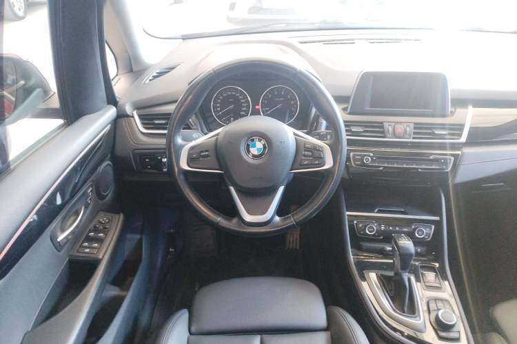 Used BMW 2 Series Active Tourer 2015 218i Sports Design Package Steering Wheel