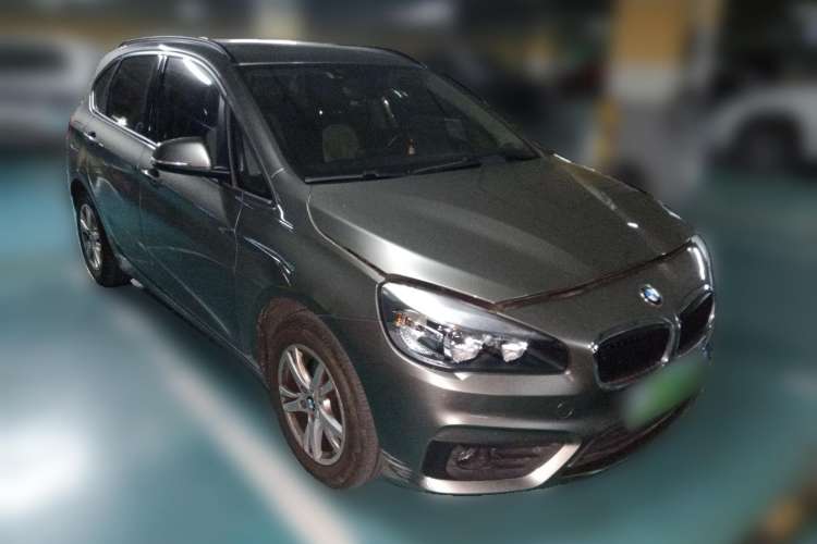 Used BMW 2 Series Active Tourer 2015 218i Leading Model Front Right 45 Deg