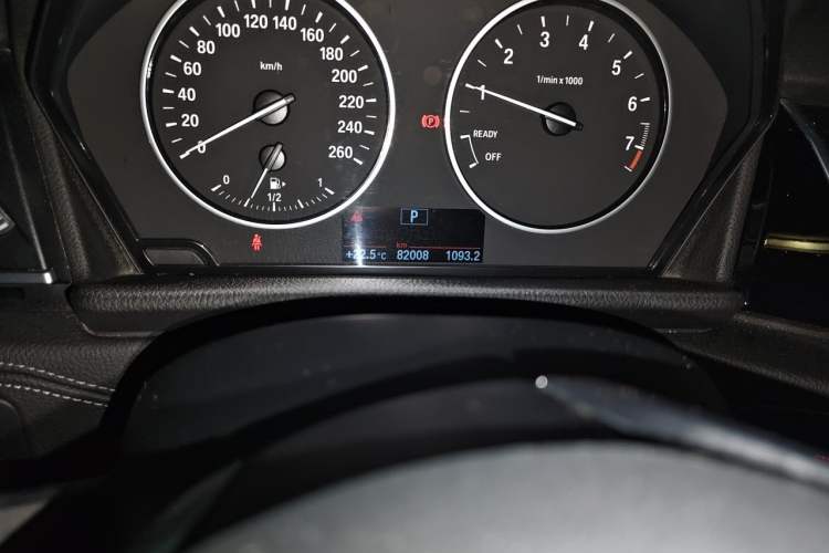 Used BMW 2 Series Active Tourer 2015 218i Sports Design Package Odometer Close Up