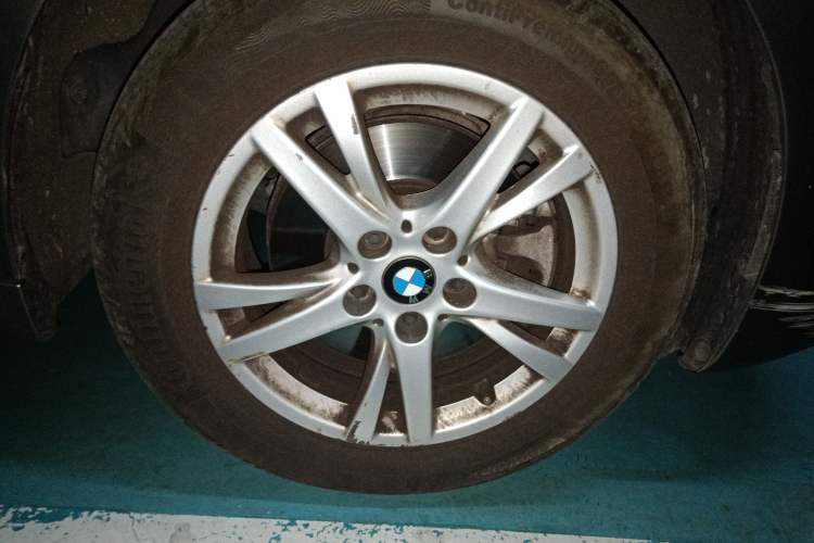 Used BMW 2 Series Active Tourer 2015 218i Leading Model Right Front Wheel Hub