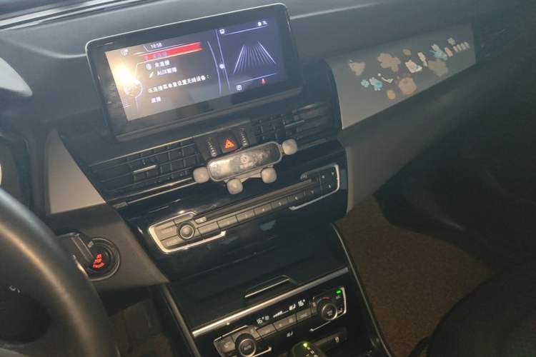 Used BMW 2 Series Active Tourer 2015 218i Leading Model Audio And AC Panel