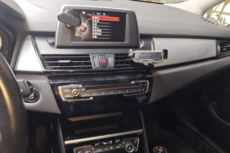 Used BMW 2 Series Active Tourer 2015 218i Leading Model Audio And AC Panel