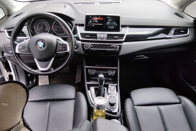Used BMW 2 Series Active Tourer 2015 218i Sports Design Package Center Console