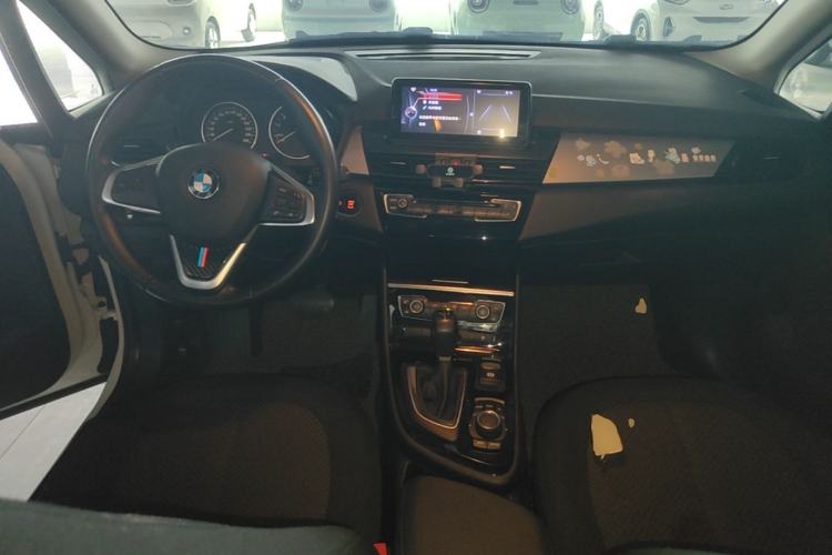 Used BMW 2 Series Active Tourer 2015 218i Leading Model Center Console