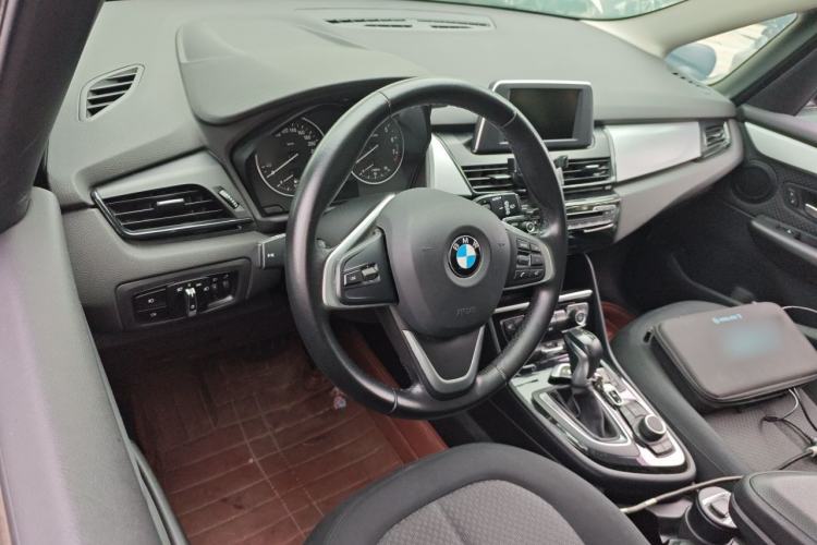 Used BMW 2 Series Active Tourer 2015 218i Leading Model Center Console
