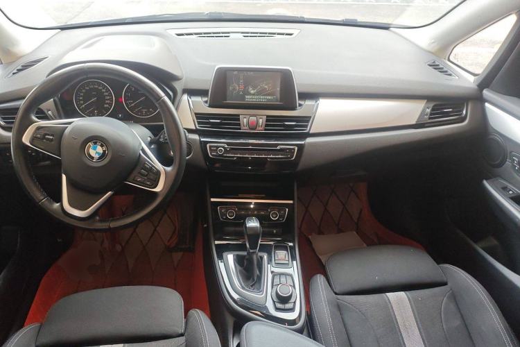 Used BMW 2 Series Active Tourer 2015 218i Leading Model Center Console