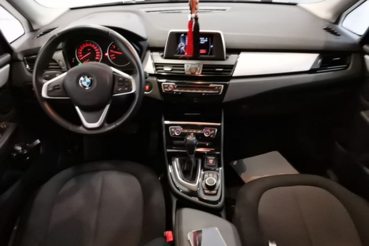 Used BMW 2 Series Active Tourer 2015 218i Leading Model Center Console