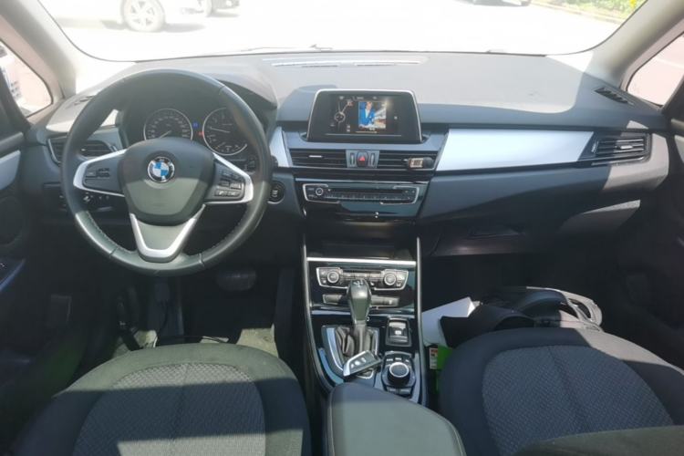 Used BMW 2 Series Active Tourer 2015 218i Leading Model Center Console