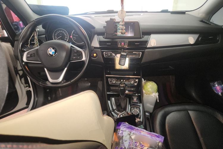Used BMW 2 Series Active Tourer 2015 218i Leading Model Center Console