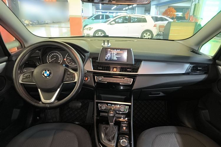 Used BMW 2 Series Active Tourer 2015 218i Leading Model Center Console