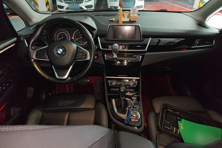 Used BMW 2 Series Active Tourer 2015 218i Sports Design Package Center Console