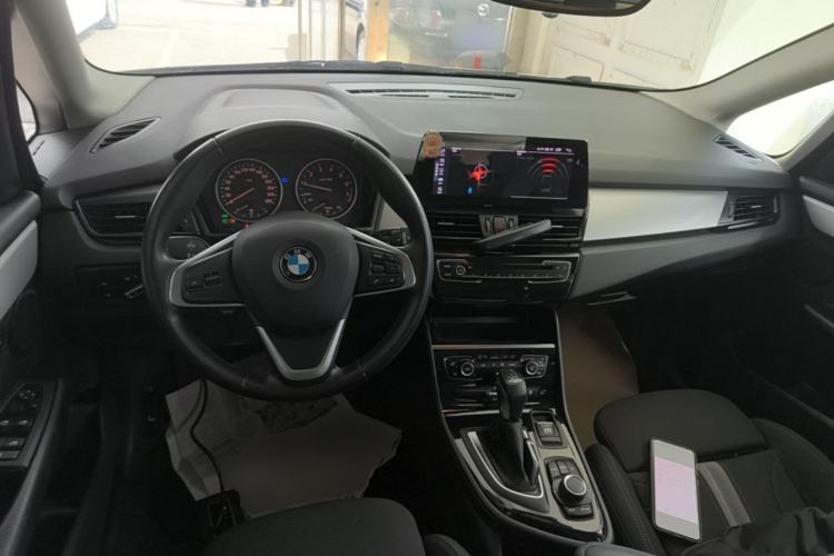 Used BMW 2 Series Active Tourer 2015 218i Leading Model Center Console