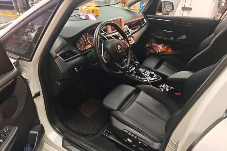 Used BMW 2 Series Active Tourer 2015 218i Sports Design Package Driver Seat