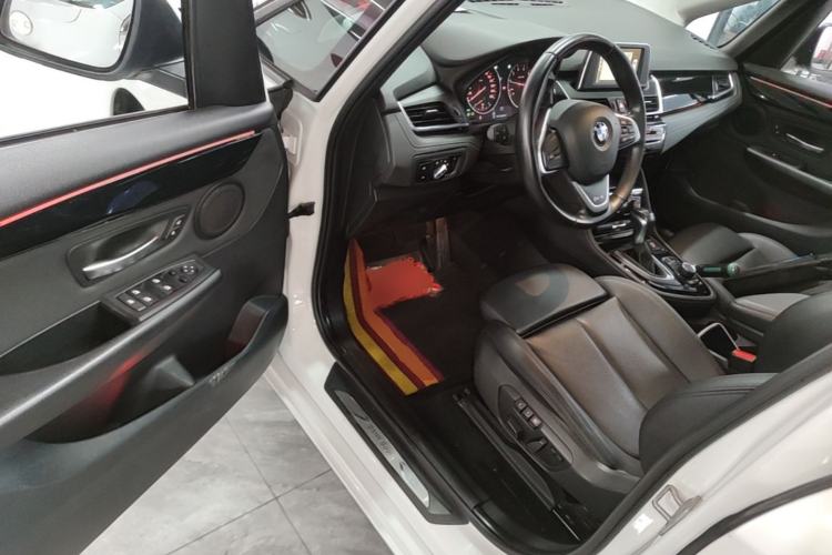 Used BMW 2 Series Active Tourer 2015 218i Sports Design Package Driver Seat