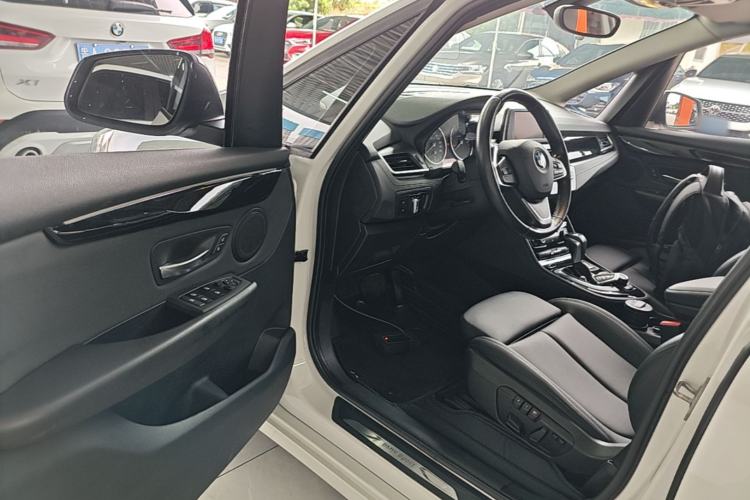 Used BMW 2 Series Active Tourer 2015 218i Sports Design Package Driver Seat