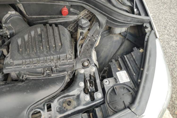 Used BMW 2 Series Active Tourer 2015 218i Leading Model Engine Bay Left