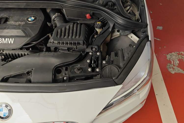 Used BMW 2 Series Active Tourer 2015 218i Sports Design Package Engine Bay Left