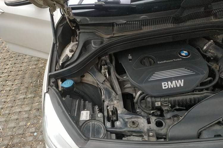 Used BMW 2 Series Active Tourer 2015 218i Sports Design Package Engine Bay Right