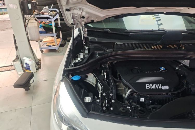 Used BMW 2 Series Active Tourer 2015 218i Sports Design Package Engine Bay Right