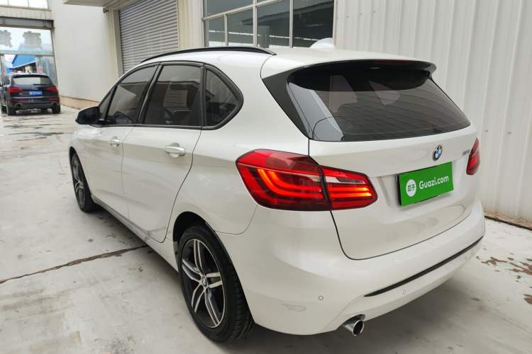 Used BMW 2 Series Active Tourer 2015 218i Sports Design Package Exterior 2