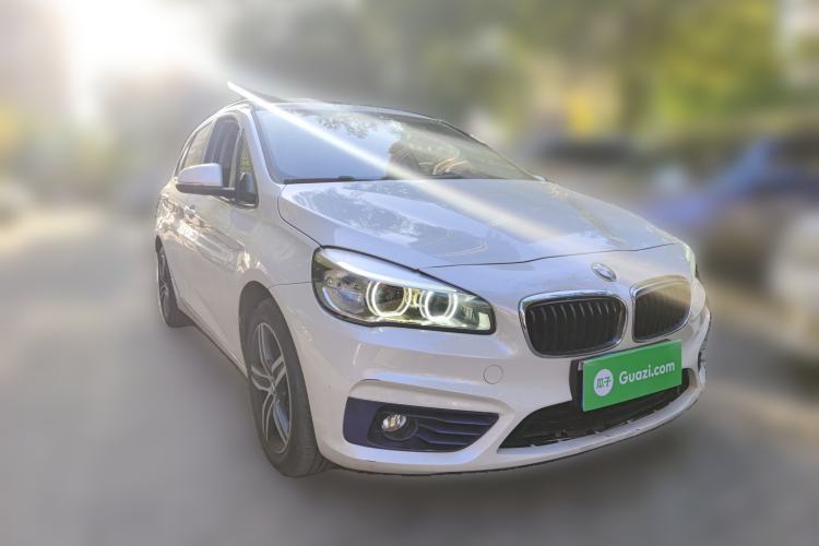 Used BMW 2 Series Active Tourer 2015 218i Sports Design Package Exterior 2