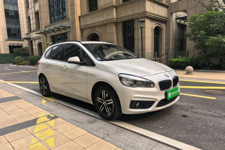 Used BMW 2 Series Active Tourer 2015 218i Sports Design Package Exterior 3