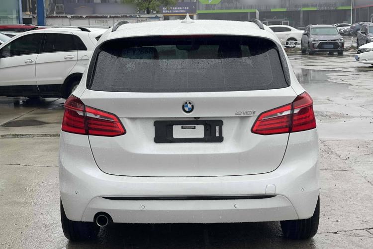 Used BMW 2 Series Active Tourer 2015 218i Sports Design Package Exterior 4