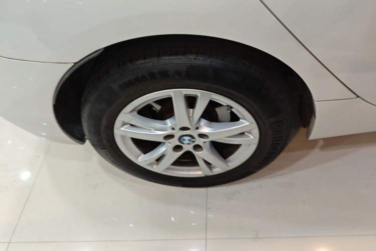 Used BMW 2 Series Active Tourer 2015 218i Leading Model Exterior 4