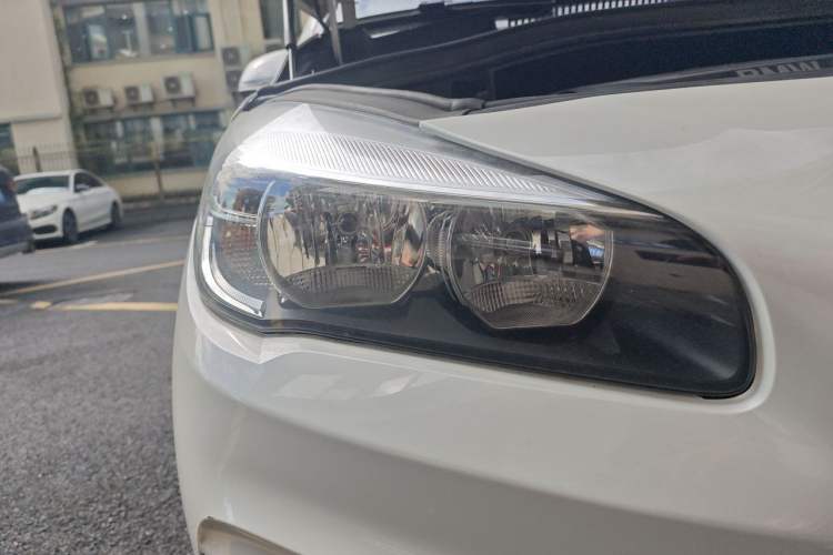 Used BMW 2 Series Active Tourer 2015 218i Leading Model Exterior 6