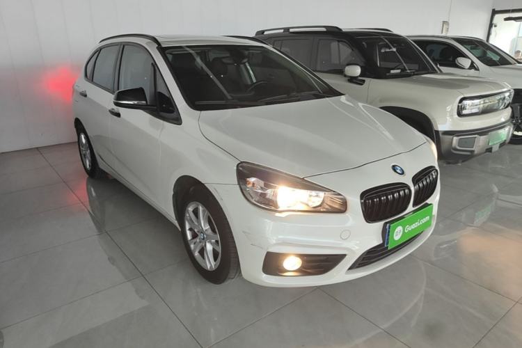 Used BMW 2 Series Active Tourer 2015 218i Leading Model Front Right 45 Deg