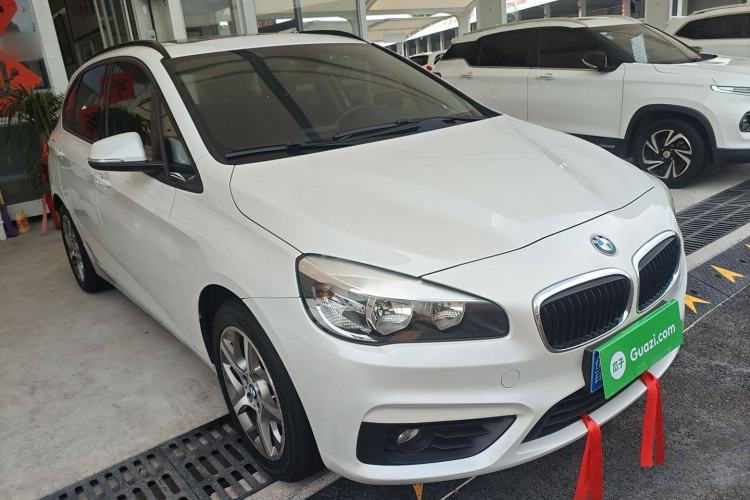 Used BMW 2 Series Active Tourer 2015 218i Leading Model Front Right 45 Deg