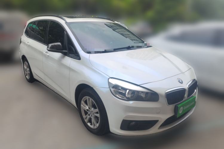 Used BMW 2 Series Active Tourer 2015 218i Leading Model Front Right 45 Deg