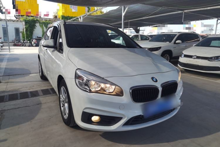Used BMW 2 Series Active Tourer 2015 218i Leading Model Front Right 45 Deg