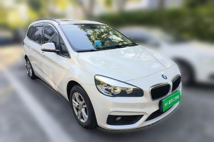 Used BMW 2 Series Active Tourer 2015 218i Leading Model Front Right 45 Deg