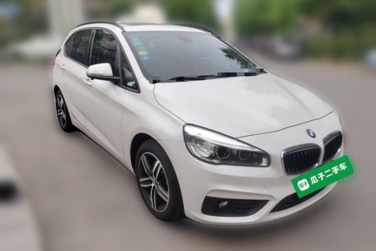 Used BMW 2 Series Active Tourer 2015 218i Sports Design Package Front Right 45 Deg
