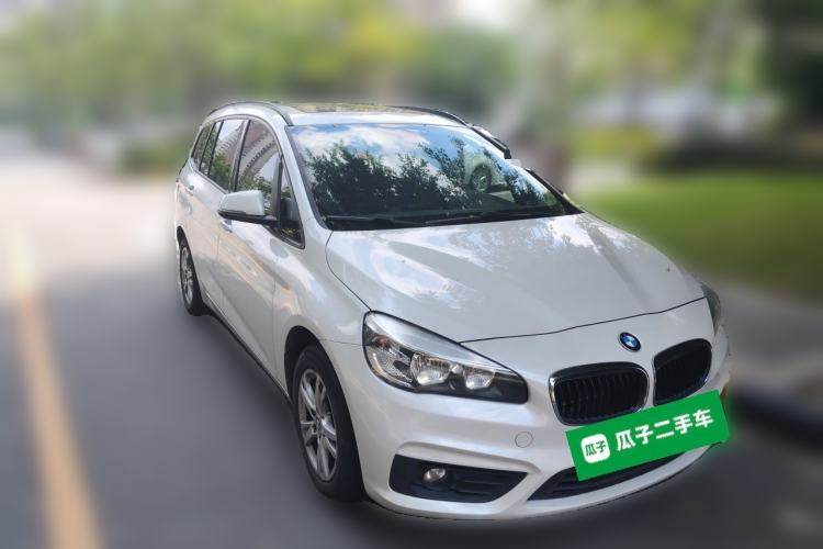 Used BMW 2 Series Active Tourer 2015 218i Leading Model Front Right 45 Deg