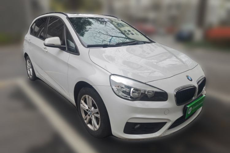 Used BMW 2 Series Active Tourer 2015 218i Leading Model Front Right 45 Deg