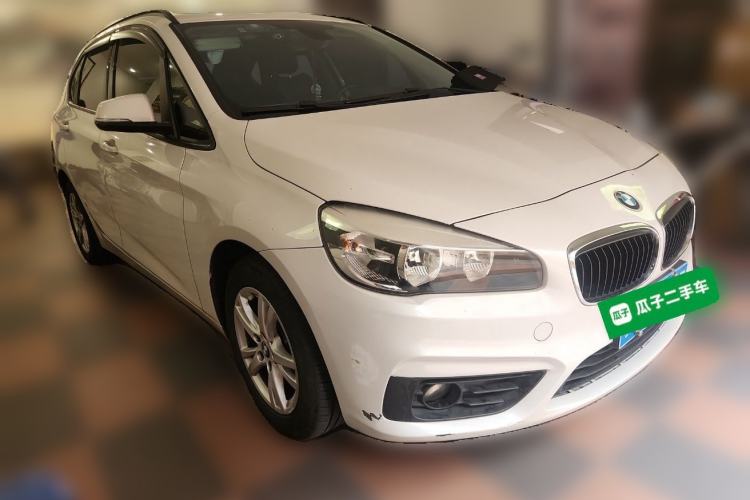 Used BMW 2 Series Active Tourer 2015 218i Leading Model Front Right 45 Deg
