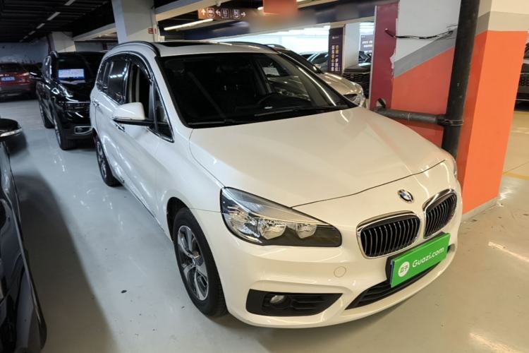 Used BMW 2 Series Active Tourer 2015 218i Leading Model Front Right 45 Deg