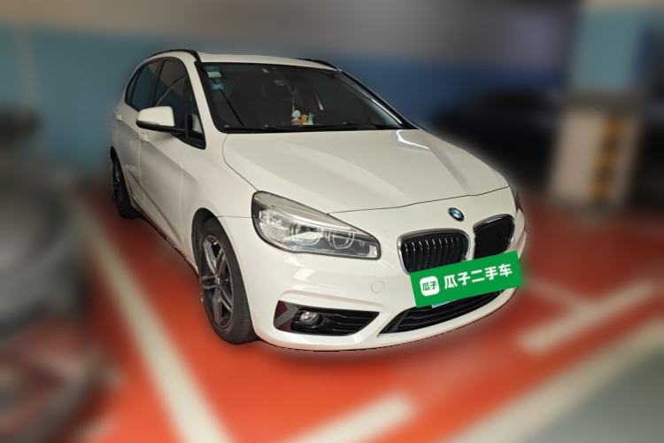 Used BMW 2 Series Active Tourer 2015 218i Sports Design Package Front Right 45 Deg