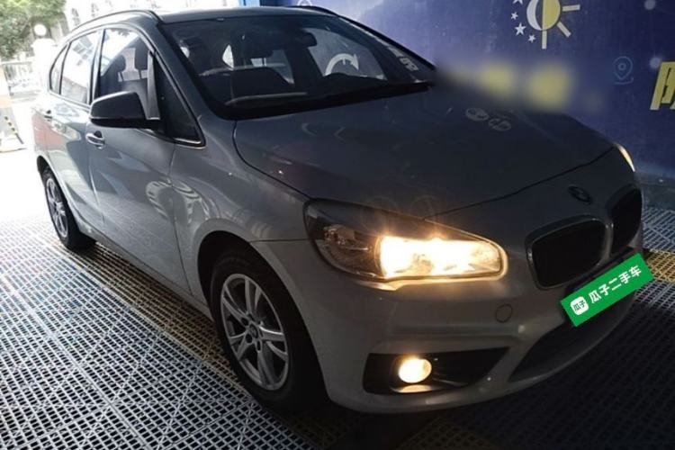 Used BMW 2 Series Active Tourer 2015 218i Leading Model Front Right 45 Deg