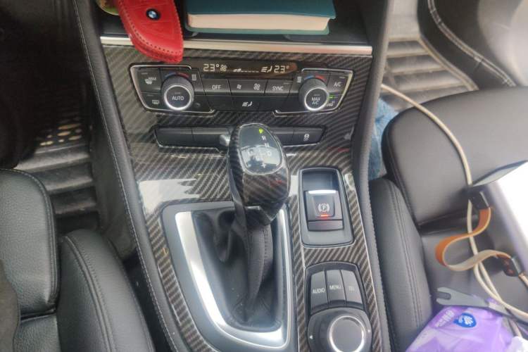 Used BMW 2 Series Active Tourer 2015 218i Sports Design Package Gear Lever