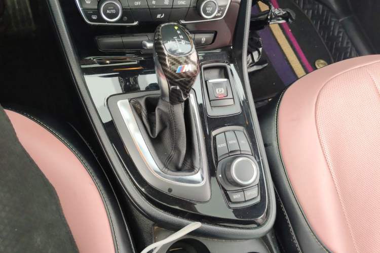 Used BMW 2 Series Active Tourer 2015 218i Leading Model Gear Lever