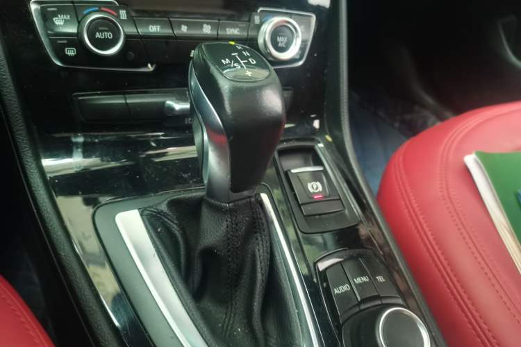 Used BMW 2 Series Active Tourer 2015 218i Leading Model Gear Lever