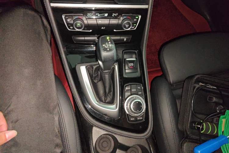 Used BMW 2 Series Active Tourer 2015 218i Sports Design Package Gear Lever