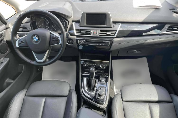 Used BMW 2 Series Active Tourer 2015 218i Sports Design Package Interior 1